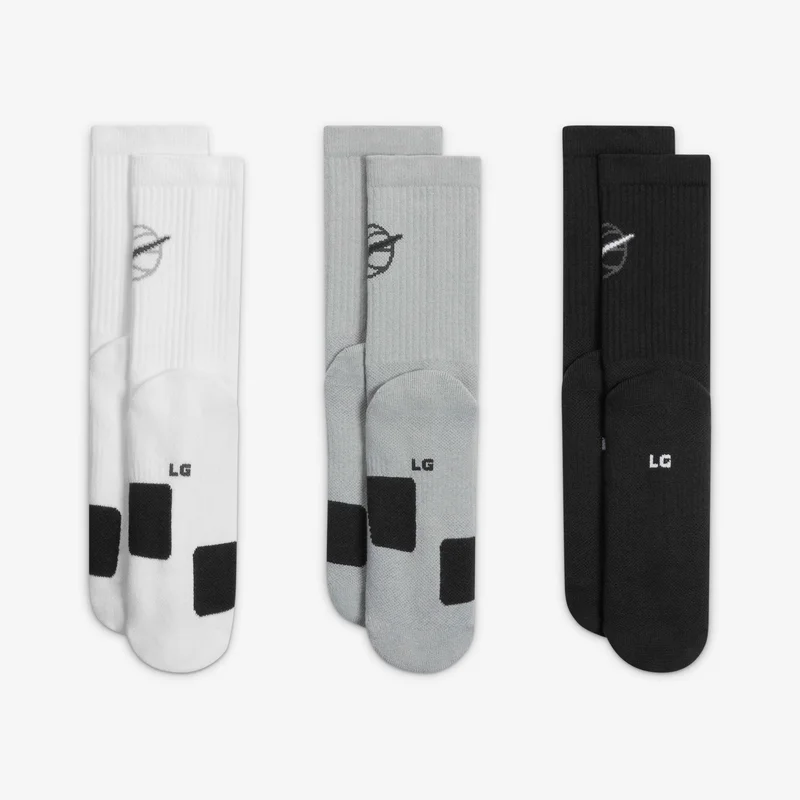 Nike White Everyday Crew Basketball Socks (3 Pairs) for Men | Best Price UAE