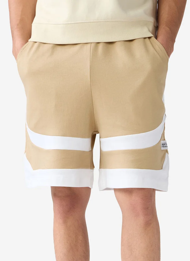 ذا سوليد ستور The Souled Store Men Regular Fit Colourblocked Beige Shorts