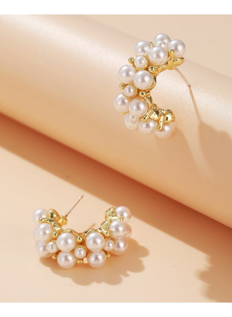 sweet pearl C - shaped hoop earrings, French - style, with a high - end sense, gentle and sweet, niche, suitable for commuting  - Image 4