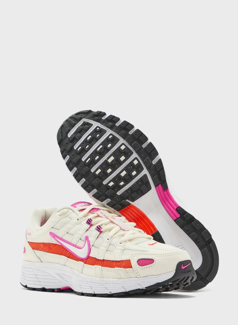 Nike Essential P-6000 2