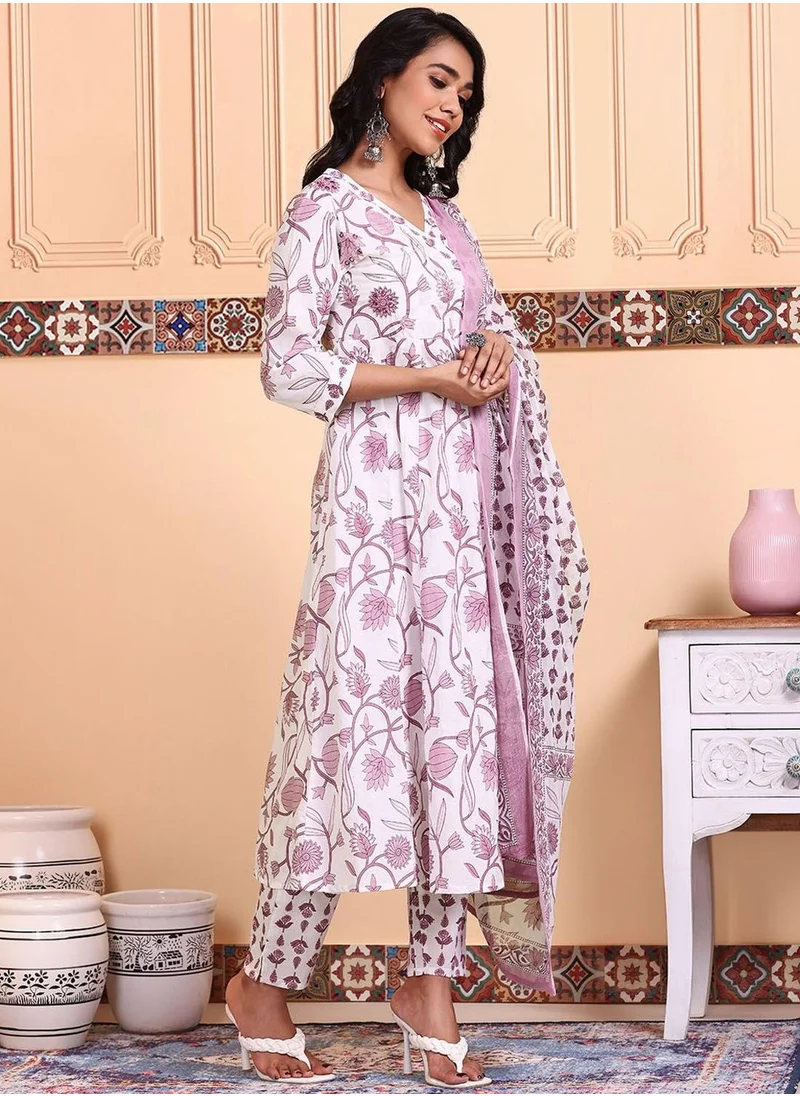 ISHIN Women Pink Cotton Kurta sets with Dupatta