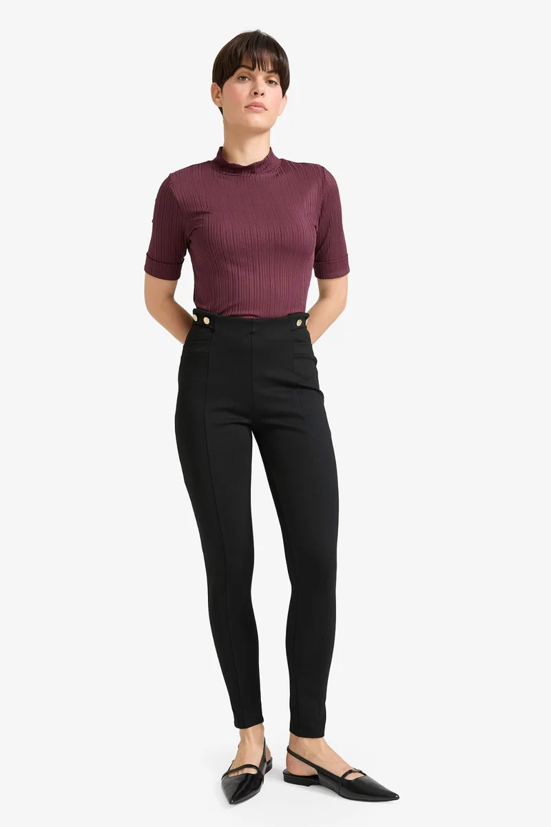 ديفاكتو Long Leggings