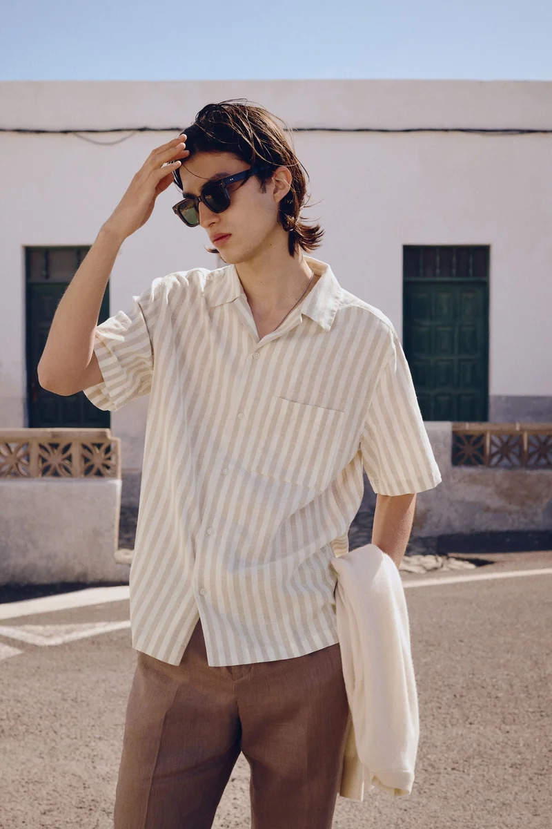 اتش اند ام Regular Fit Short-sleeved linen-blend shirt