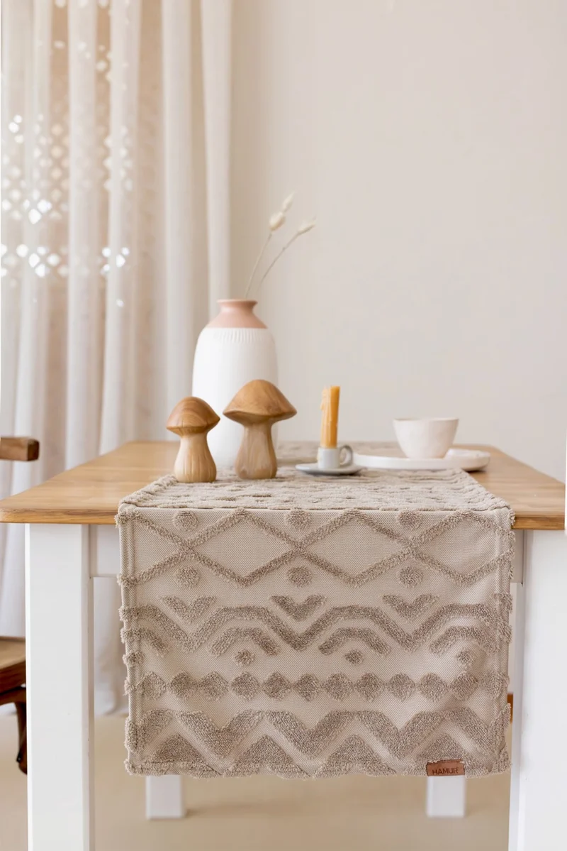 هامور Dough Punch Washable Table, Table, Living Room, Kitchen and Coffee Table Table Runner Letta Natural