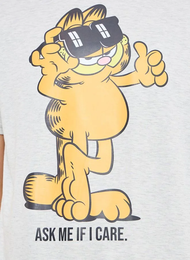 Styli Garfield Graphic Print T-Shirt & Shorts Set
