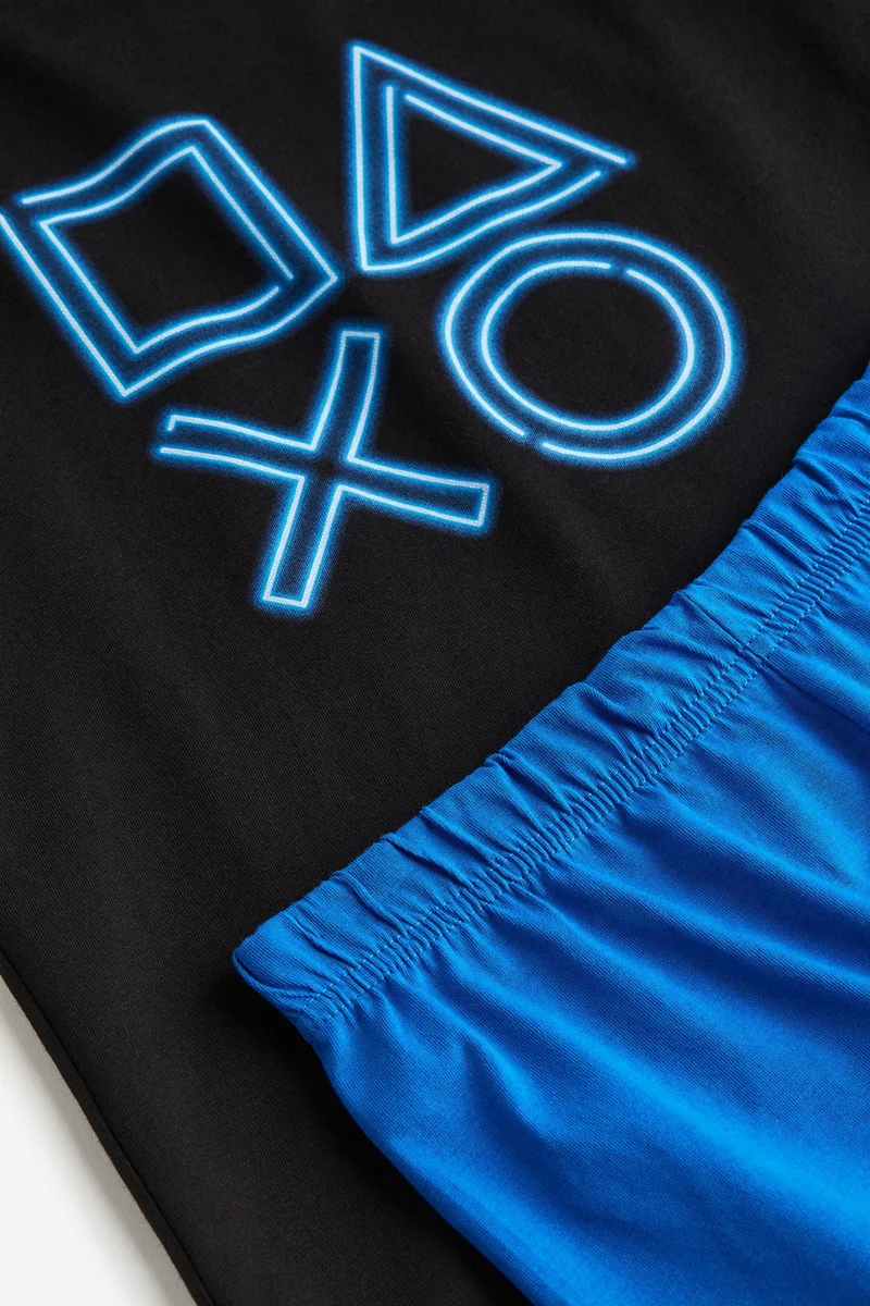 H&M Pyjama T-shirt and shorts