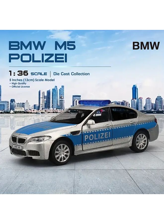 سيارة شرطة بي إم دبليو M5 نموذج سبيكة باللون الرمادي والأزرق لعبة بأبواب قابلة للفتح وحركة السحب للخلف - Image 2