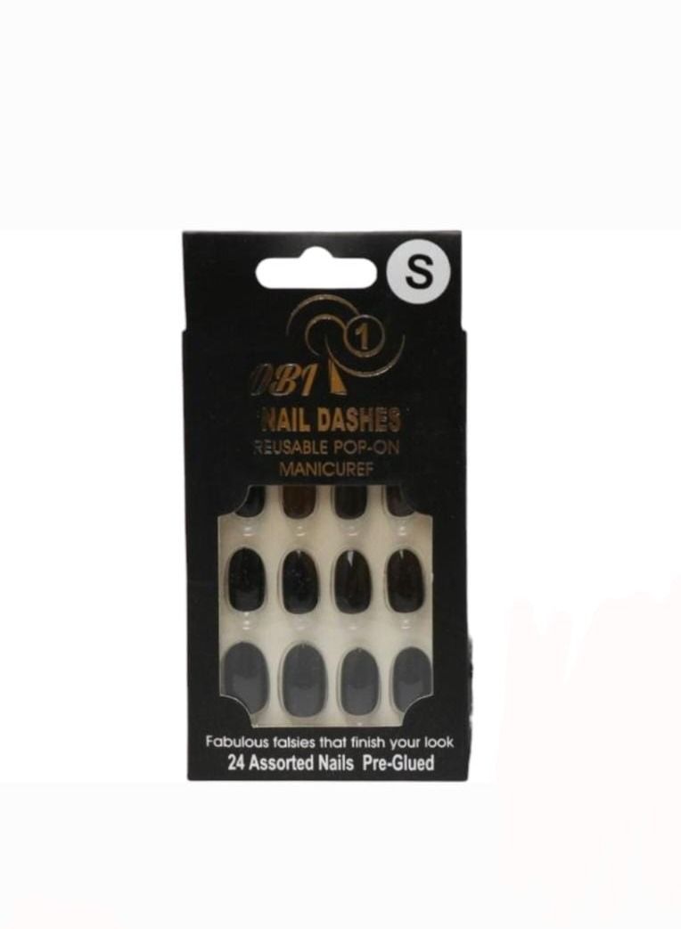 Cute artificial nails consisting of 24 multi colored nails