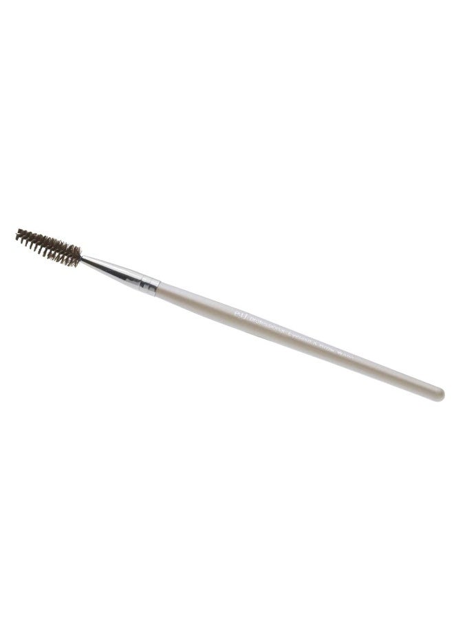 elf Essential Makeup Brush 1802 Eyelash & Brow Wand by e.l.f. Cosmetics - Image 2