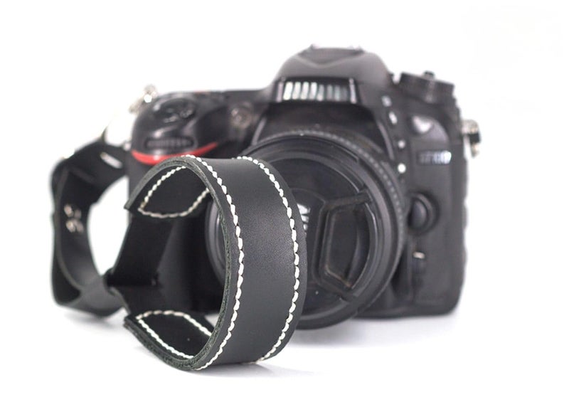 RUBRIC ? Leather Adjustable Hand Grip Wrist Strap of DSLR Camera (Black) - Image 1