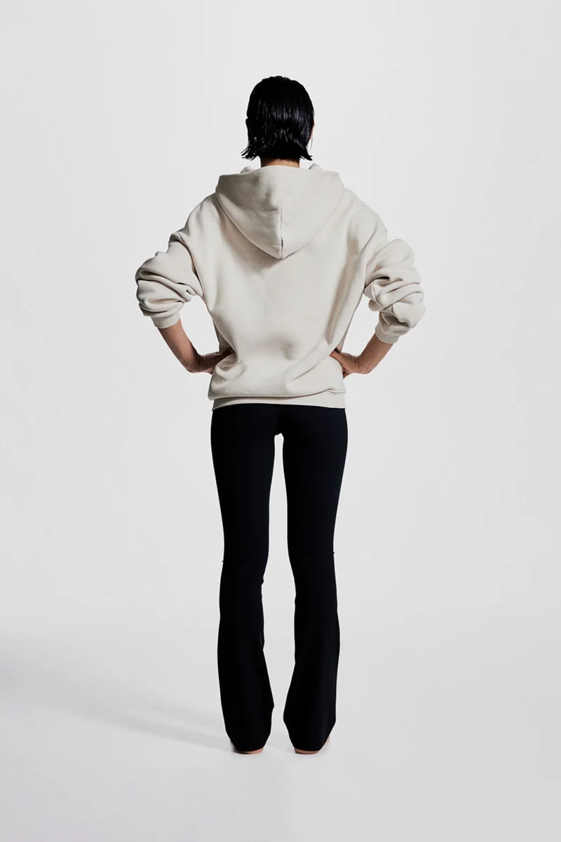اتش اند ام Flared yoga leggings in SoftMove™