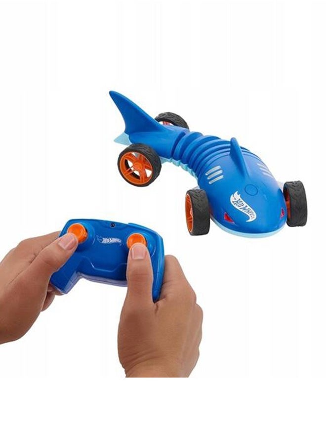Hot Wheels - HW R/C ​Mutant Machine - Image 1