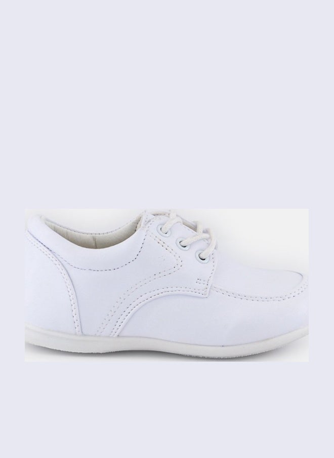 Josmo أحذية رسمية للأطفال الأولاد برباط، بيضاء - Image 1