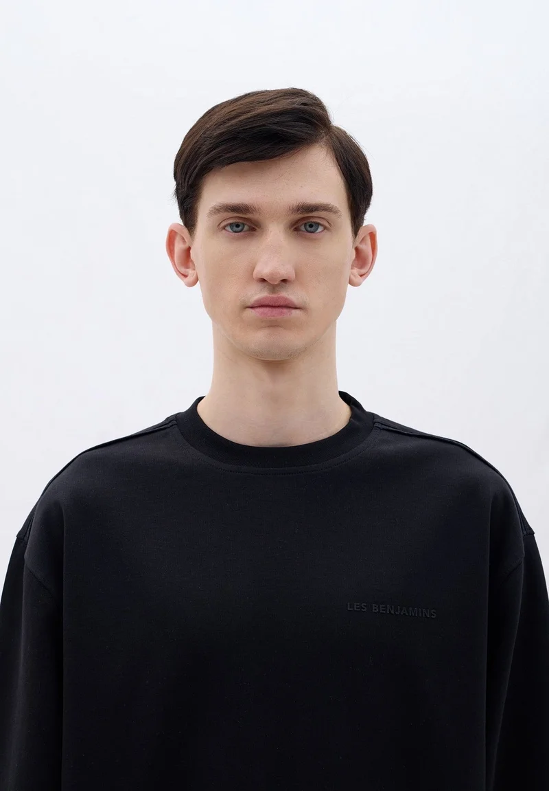 ليس بنجامنز سويت شيرت ٤٠٣