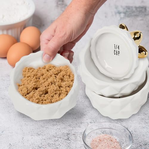 VOTUM Set of 4 Decorative Pineapple Shaped Stackable Ceramic Kitchen Measuring Cups in 4 Assorted Sizes - Image 2