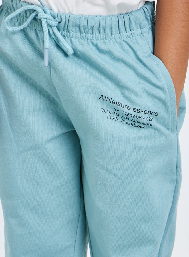 Styli Boys Cotton Slogan T-Shirt and Joggers Set - Image 4