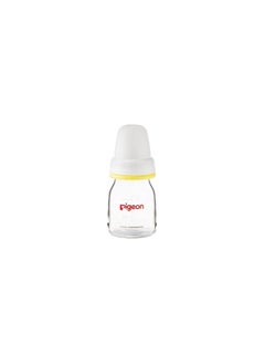 Bottle juice glass Pigeon breast-mimicking nipple encourages baby's natural tongue movement. The double thickness ultra-soft silicone rubber ensures optimal softness and elasticity for baby to grip.