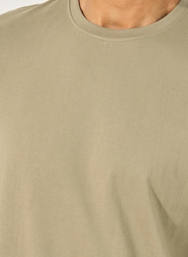 Styli Solid Round Neck T-Shirt and Striped Pyjama Set - Image 3