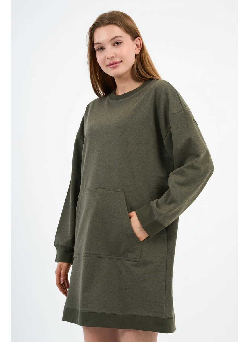 الكسندر جاردي Women's Kangaroo Pocket Oversize Tunic (B24-00225)