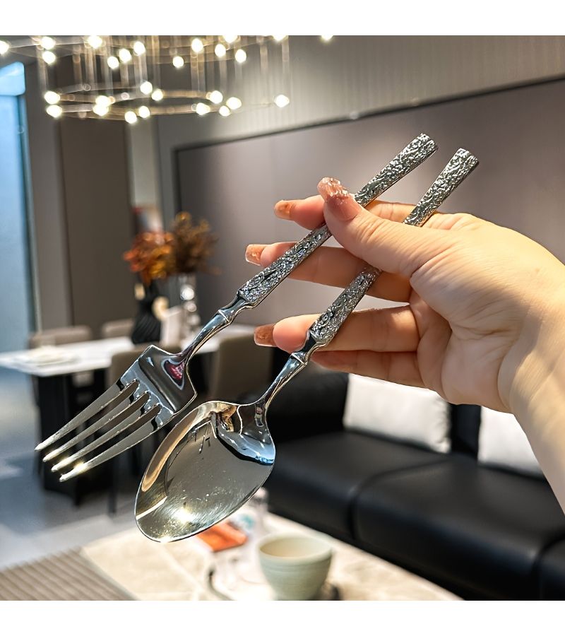 4pcs Stainless Steel Flatware Set with Vertical Stripe Handle for Home Kitchen Use - Image 4