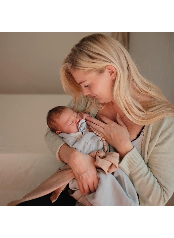 FRIGG Moon Natural Rubber Baby Pacifier | Made in Denmark | BPA-Free (Powder Blue/Slate, 6-18 Months) 2-Pack - Image 3