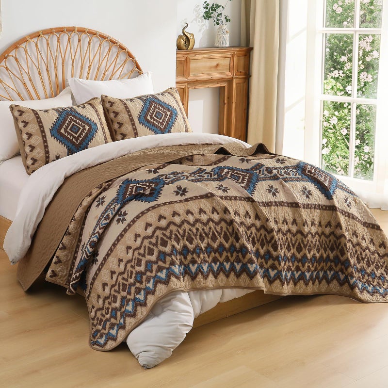 Dintszyayue Boho Quilt Set King Size,3 Pieces Aztec Texture Bedspread Brown Southwestern Coverlet Set Soft Lightweight Bed Cover for All Season Microfiber Bedding with 2 Pillowcases(Brown,104"x90") - Image 2
