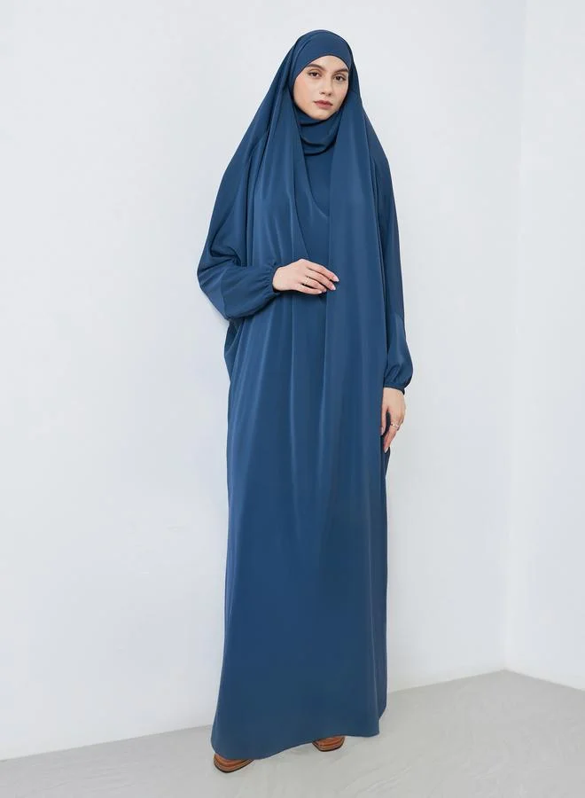 تايك تو عباية بقلنسوة وأكمام خفاش باللون الكحلي