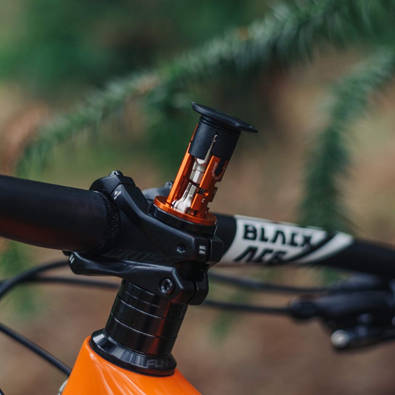 جرانيت مجموعة أدوات متعددة من جرانيت ستاش - أدوات دراجة مدمجة مخزنة داخل أنبوب توجيه مدبب نموذج توجيه (برتقالي) - Image 2