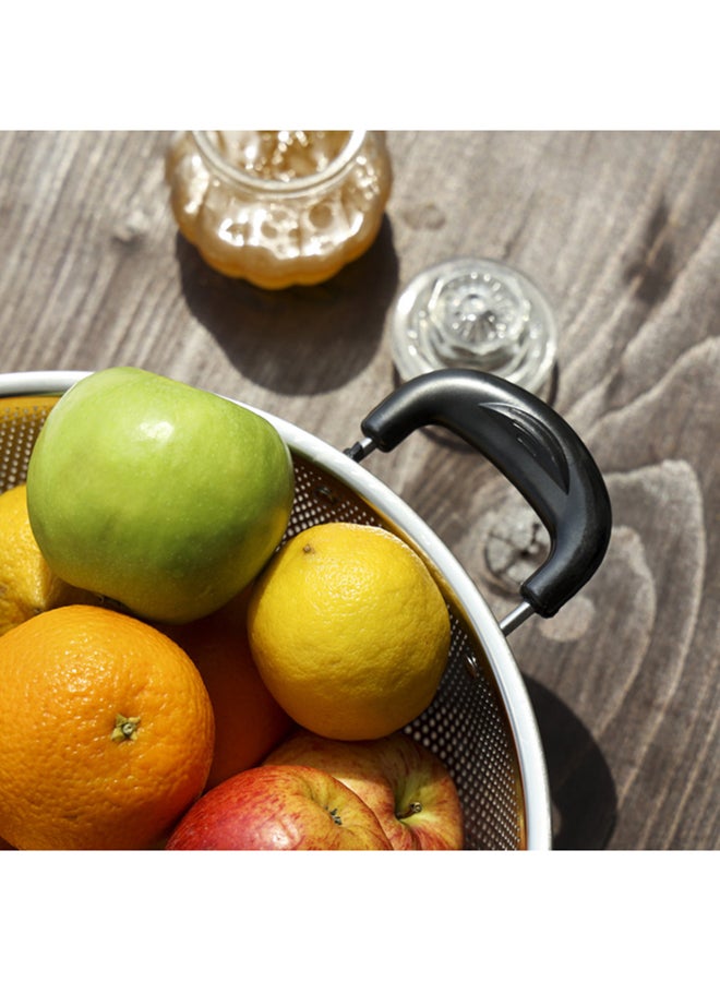 Royalford Stainless Steel Fruit Basket/Strainer, Hands Free Straining, Multi-Purpose & Large Capacity, Easy To Clean & Safe, Durable Material Silver - Image 5