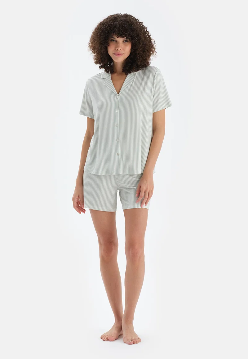 dagi Striped Mid Rise Green Spread Collar Cotton Blend Shirt & Shorts Nightwear Set