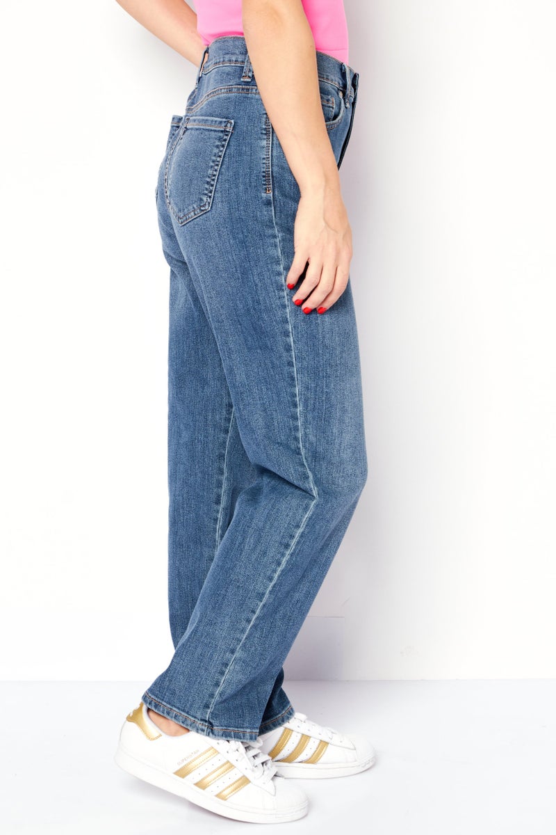 Gloria Vanderbilt جينز دنيم مغسول بقصة عادية للنساء، أزرق - Image 2