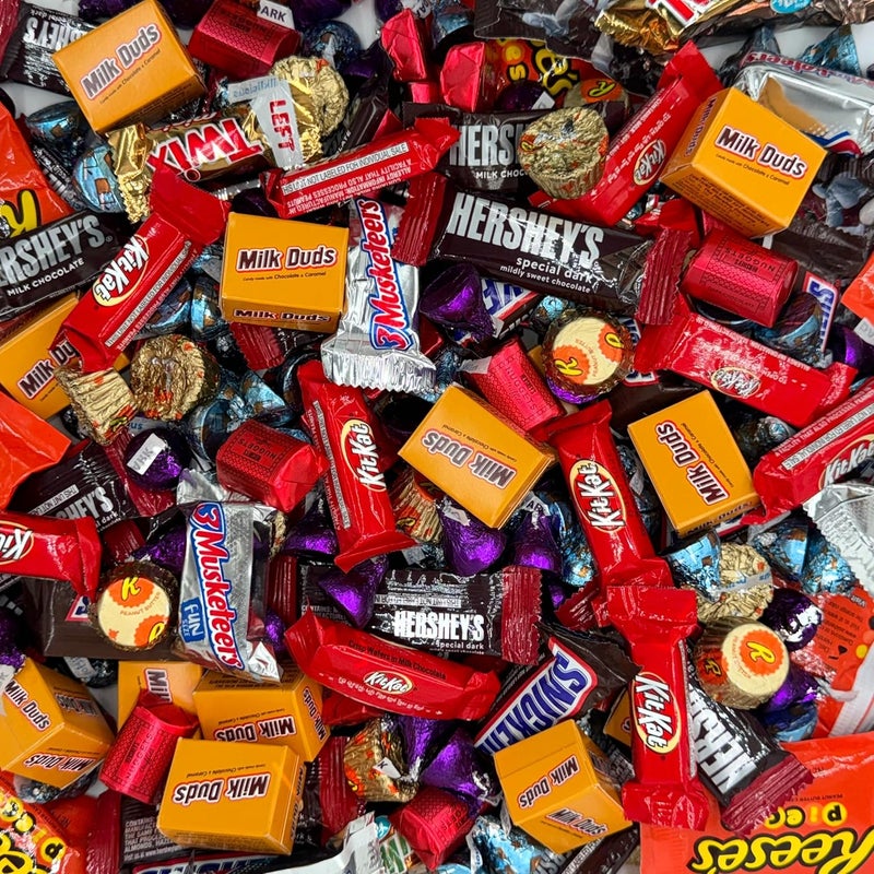 Munchbox عبوة متنوعة من الشوكولاتة من مانش بوكس - 5 أرطال من حلوى الشوكولاتة المتنوعة مع بار صغير والمزيد - Image 3