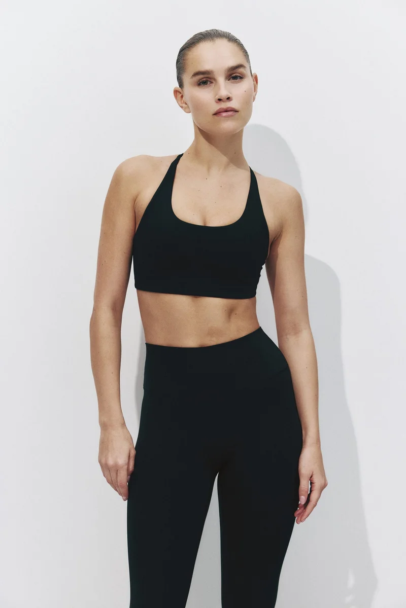 H&M Medium Support Sports bra with SculptMove™,