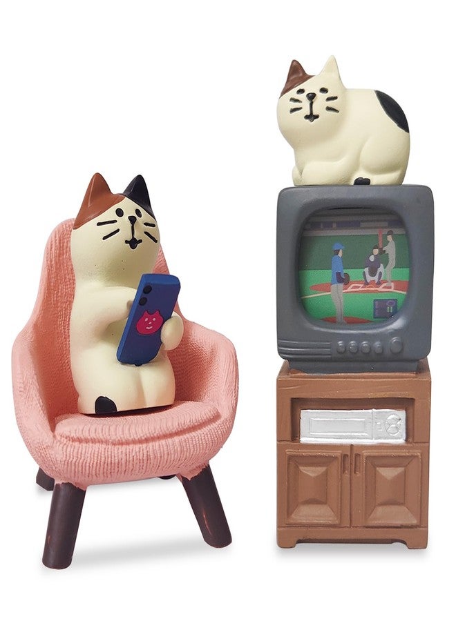 Molishan Cute Desk Accessories - Funny Cats Watching TV Figurines for Bookshelf, Desk Decoration, Office Decor for Cat Lovers, Friend, Family Pink - Image 1