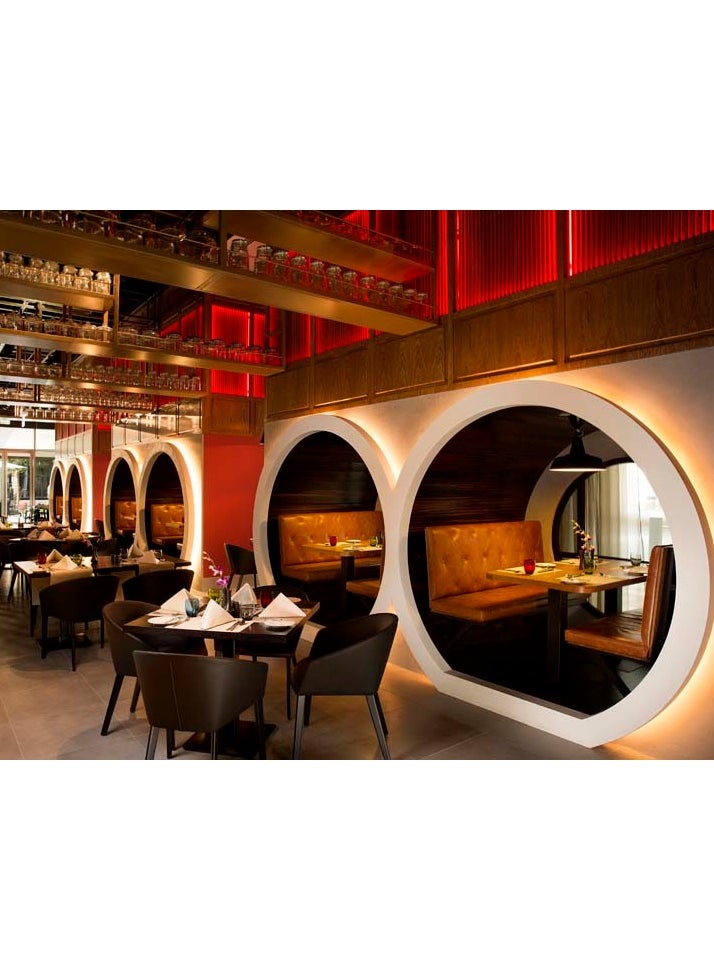 Wondergifts - Luxury Dining for Two at One of the Premier Restaurants in Dubai - Experience Gift - Image 1