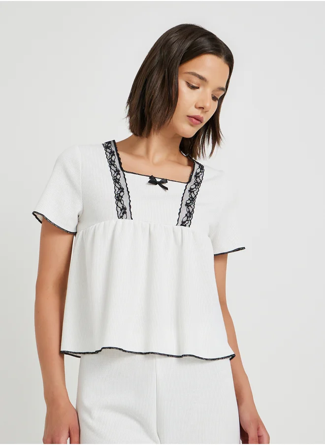 Take Two Take Two Square Neck Lace Detail T-Shirt and Pyjama Set