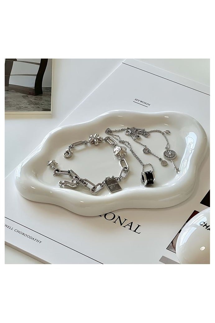 صحن المجوهرات السيراميك صحن الحلي، زخرفي Cloud Vanity Key Tray for Women, Ring Holder Dish, Cute Jewelry Plate Bowl Decor Aestical, White (باللغة الإنجليزية) - Image 4