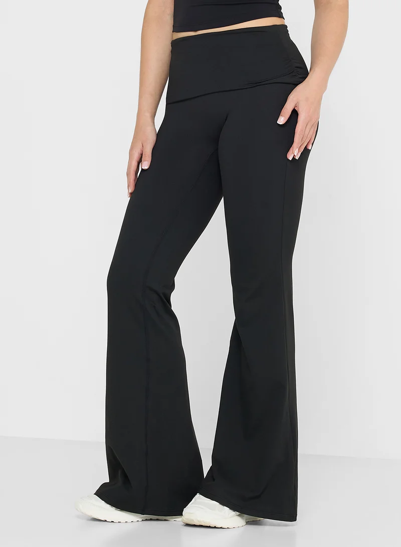 جينجر Foldover Waist Seamless Flared Leggings