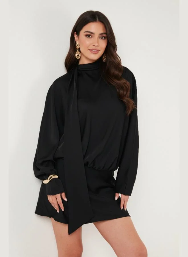 ليلا فستان ليلا نسائي بياقة عالية ورباط من الساتان بقصة قياسية