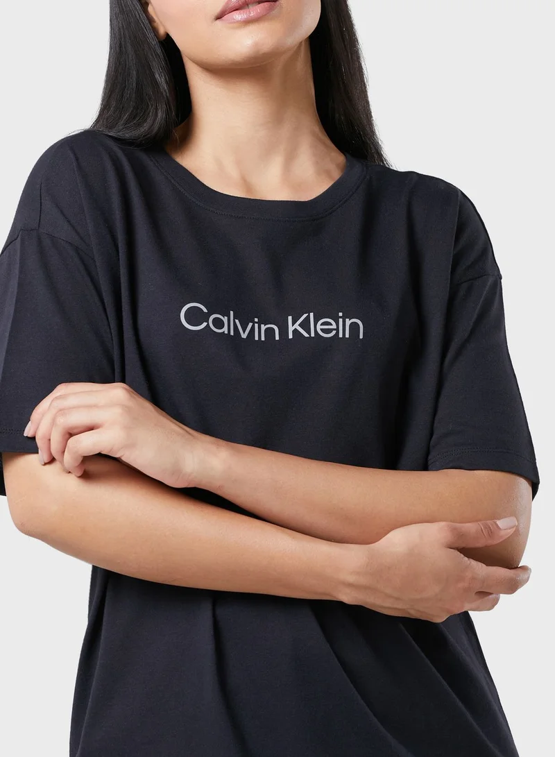 Calvin Klein Sports Logo Boyfriend T-Shirt