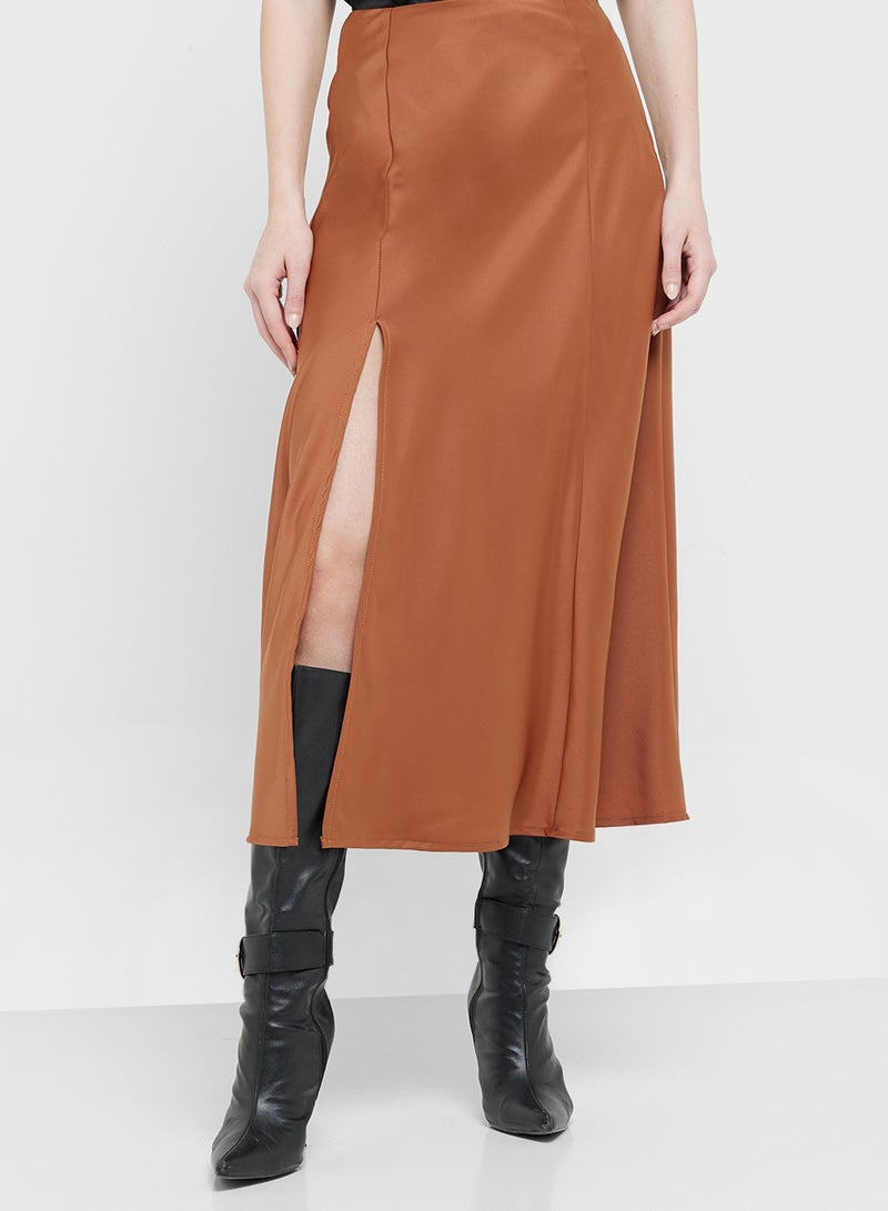 ELLA Satin Skirt With Slit  - Image 2