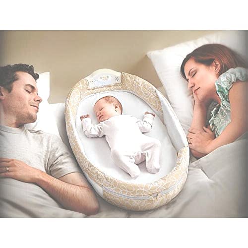 creative textiles New Born Baby Bed & Sleeping Combo 4 Gift Set (Red,Blue and White Printed) - Image 4