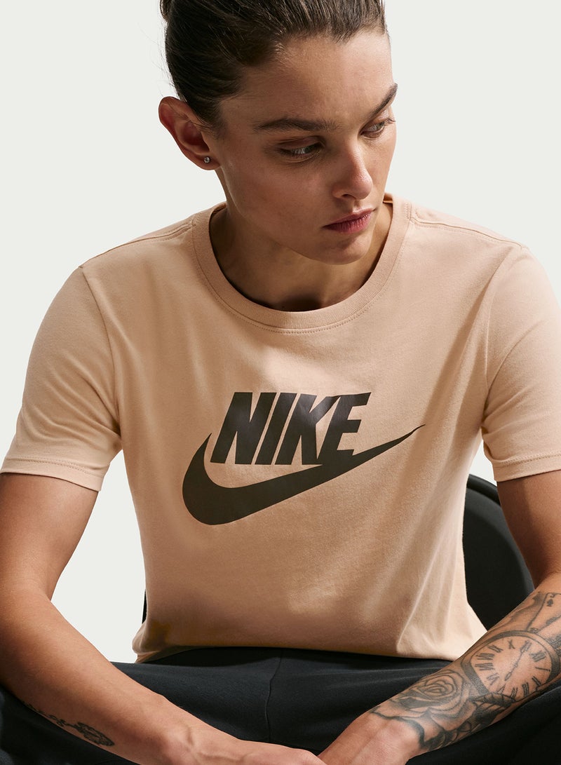 Nike SPORTSWEAR CLUB SS TEE ICN FTRA - Image 4