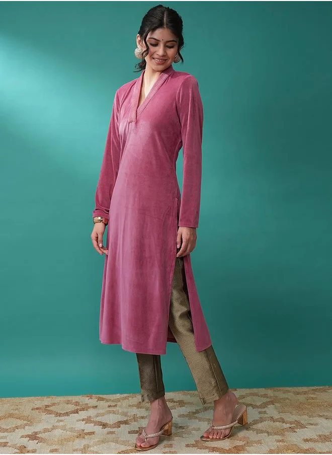 فيشود Women Pink V Neck Long Sleeves Gotta Patti Kurta by Styli