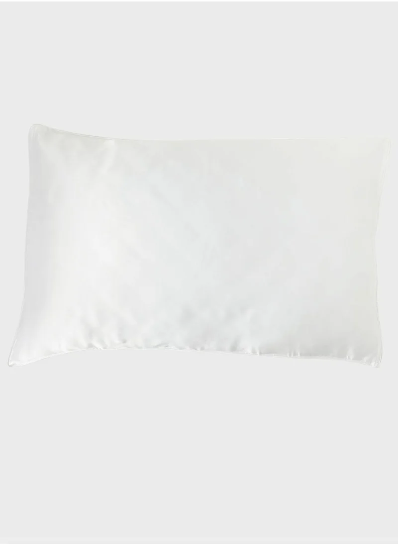 the lumiere co Queen Size Pillowcases - Cream 20 X 30 Inches