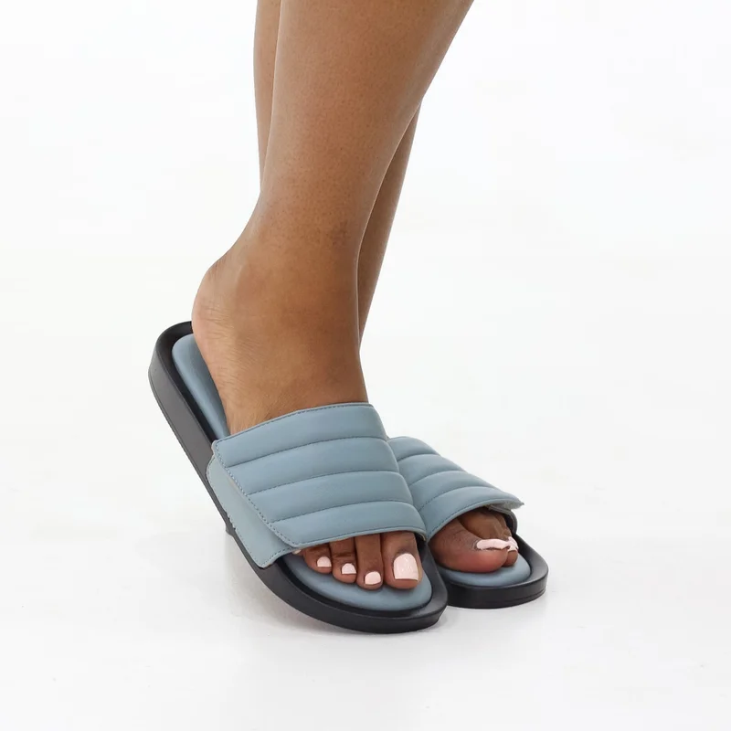 لاماراباريس بيتش بلو