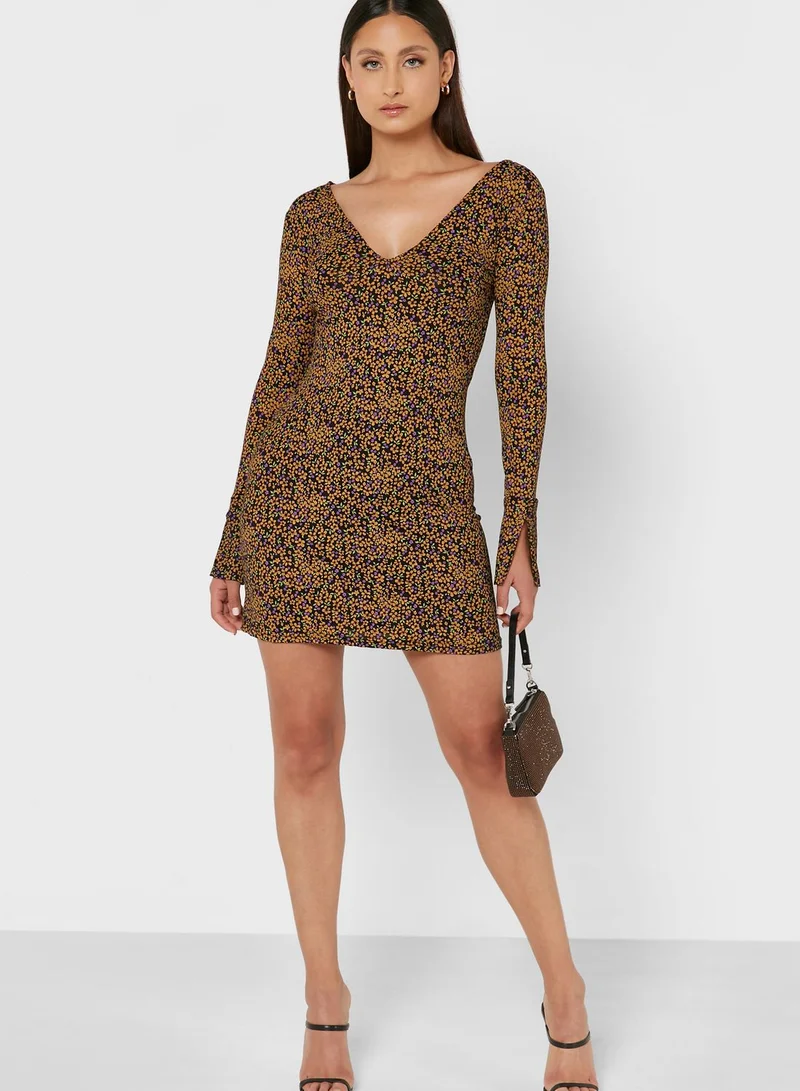 RIVER ISLAND V-Neck Tie Detail Printed Dress