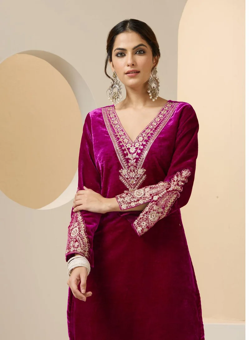آي شين Women's Magenta Velvet Embroidered Tunic Full Length Palazzo Straight Fit Kurta Set