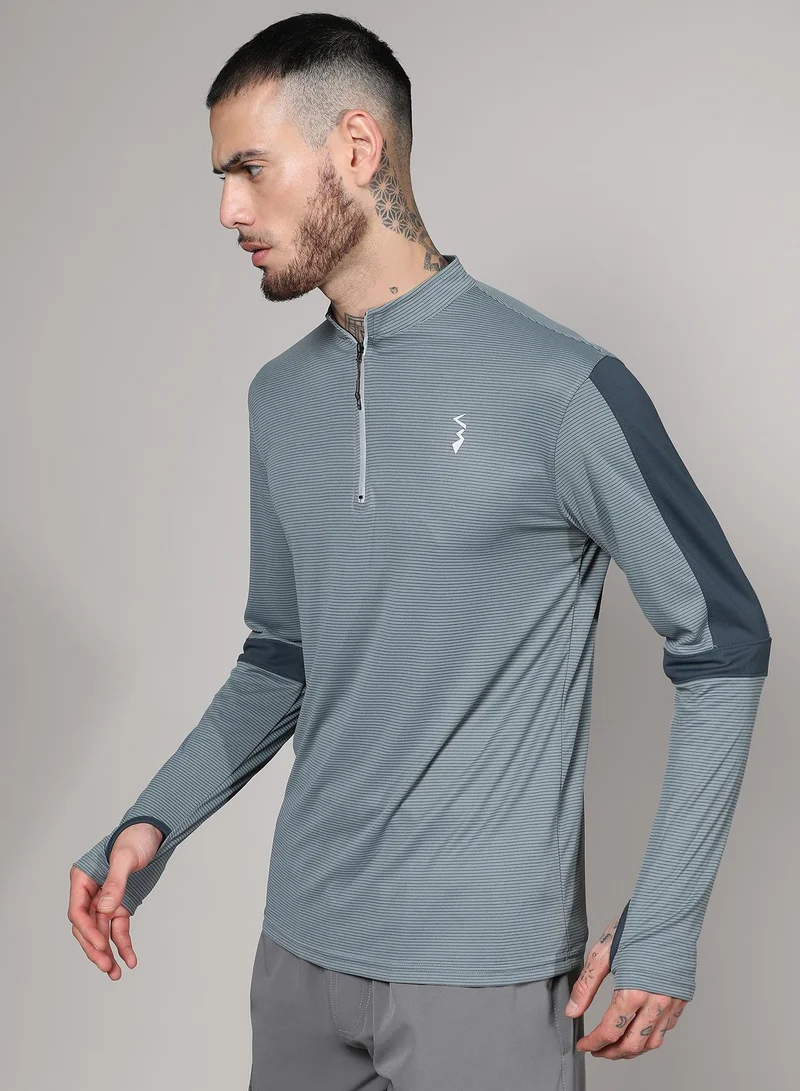 Campus Sutra Men's Charcoal Grey Basic Activewear T-Shirt