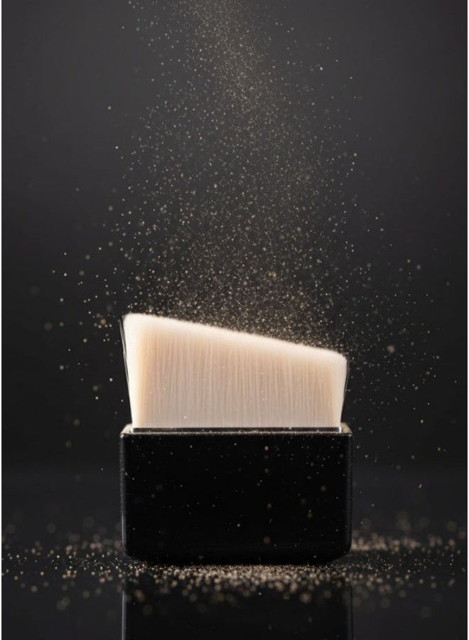 Portable Slanted Flat-Head Foundation Brush with Protective Case – Flawless One-Stroke Application - Image 3